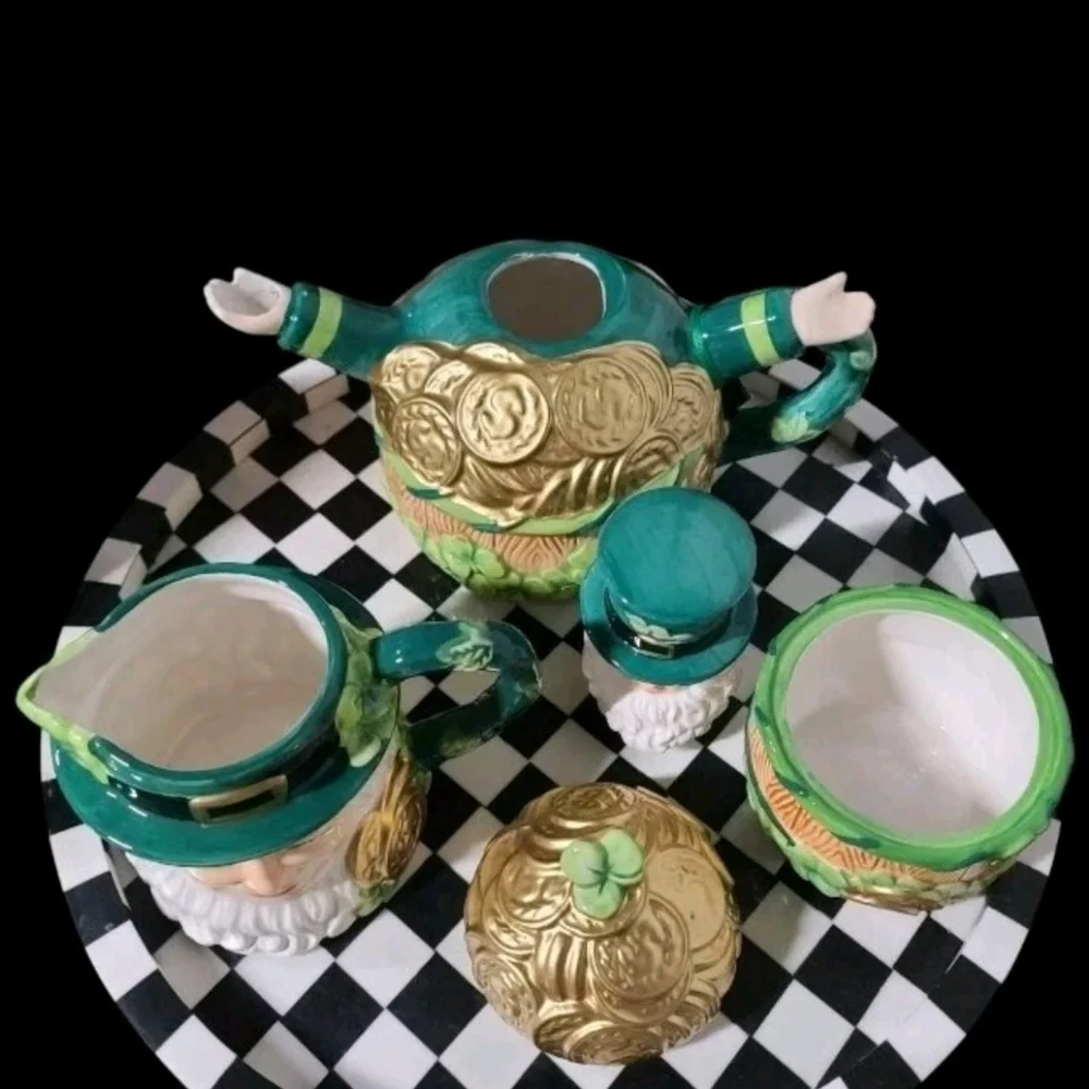 3pc St Patrick's Day Lucky Shamrock Leprechaun Pot O' Gold Teapot Sugar Creamer